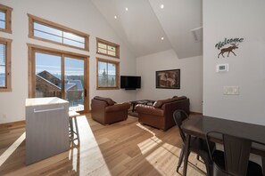 Smart TV, DVD player