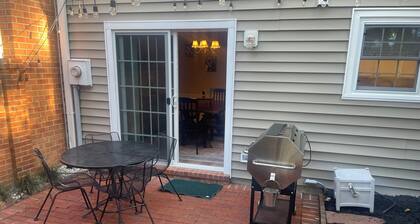 Neighborhood located on the same street as the beautiful Augusta National.