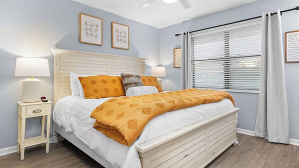 An upstairs king bed option, for those who want to be a bit further from the common area. 