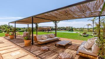 Villa | Terrace/patio