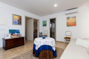 Apartment | Living room - Great Villa in Prime Location (Porreres)
