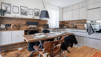 Apartment | Living room