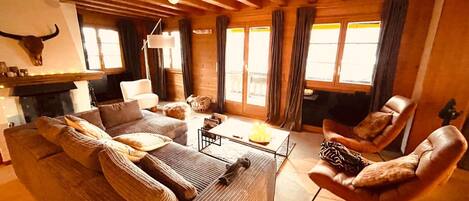 TV, fireplace, offices