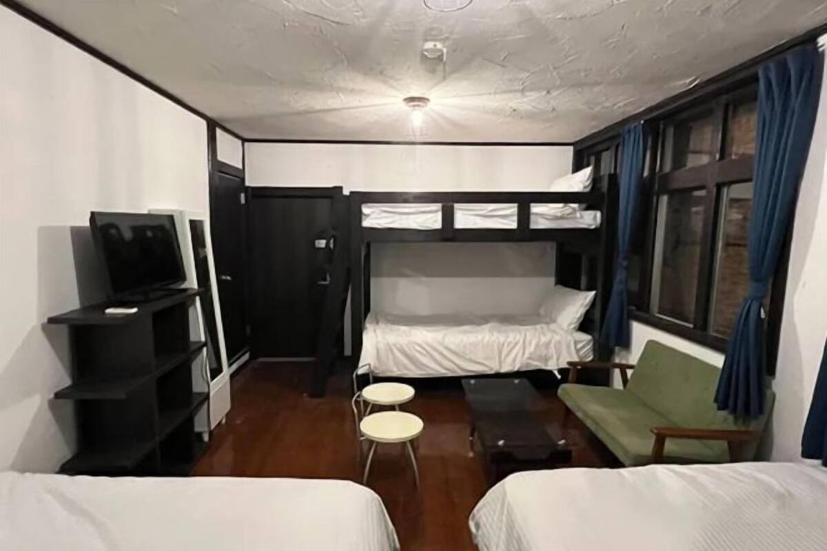 Edredón, wifi gratis y ropa de cama