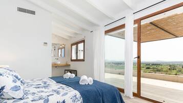 Vila | 3 kamar tidur dan dilengkapi dengan perabotan berbeda-beda