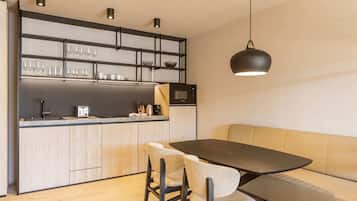 Apartment | Dining