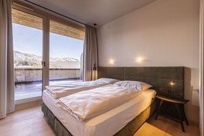 Apartment - Spacious Apartment in Tyrol With Terrace (Oberndorf in Tirol)