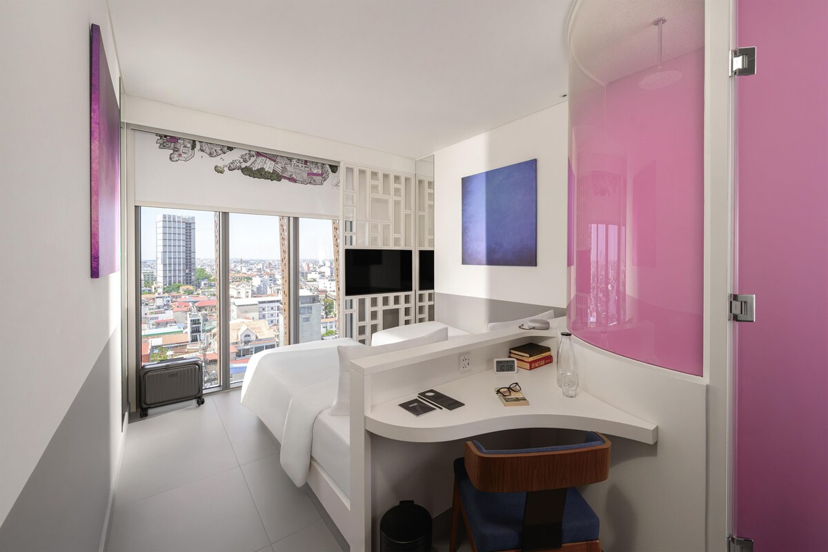 Quarto, 2 camas de solteiro | Roupas de cama premium, edredons de pluma, frigobar, cofres nos quartos