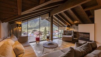 Apartment | Living area