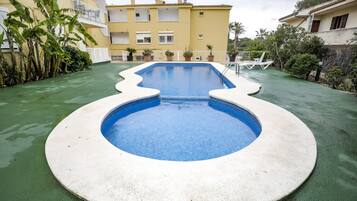 Apartment | Pool | Outdoor pool