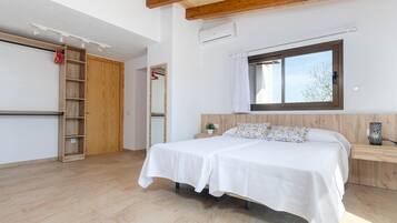 Villa | 1 dormitorio, tabla de planchar con plancha, mobiliario individual
