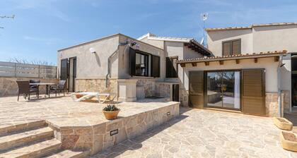 Villa in Tranquil Location