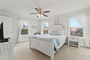 4 bedrooms, desk, iron/ironing board, travel cot