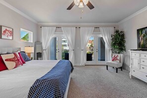 4 soveværelser, skrivebord, strygejern/strygebræt, weekendseng