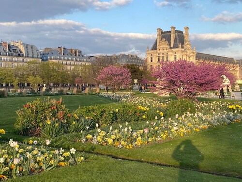 Paris in the Sky: hyper central, balcon, jolie vue, soleil, clim., ascenseur