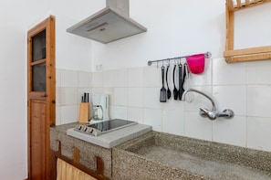 Villa | Private kitchen - Villa in Campos With Pool (Campos)