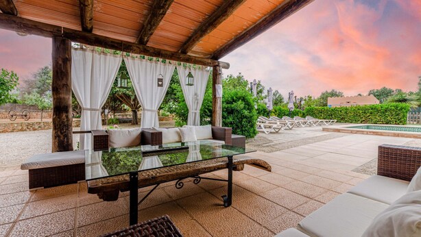 Villa | Outdoor dining - Villa in Llucmajor With Swimming Pool (Llucmajor)