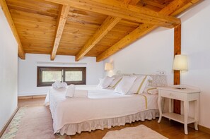 Villa | 3 Schlafzimmer, Bügeleisen/Bügelbrett, individuell eingerichtet