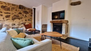 Living room - Cottage in Ourense Near Town (Muinos)