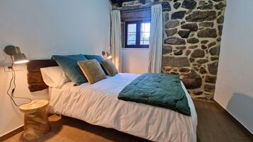 Villa | 3 bedrooms, iron/ironing board