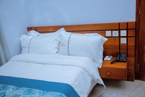 Standard Room, City View | Desk, laptop workspace, free WiFi