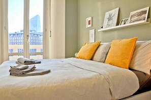 4 bedrooms, iron/ironing board, free WiFi, bed sheets