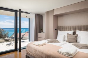 3 chambres, fer et planche à repasser, Wi-Fi gratuit, draps fournis