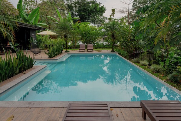 Outdoor pool, pool umbrellas