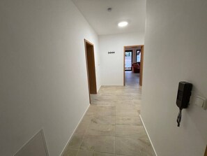 Interior - Cozy 2.5 room apartment between Munich and Augsburg (Althegnenberg)