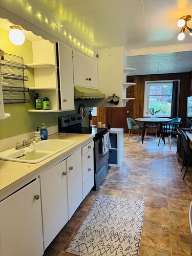 Charming 1-bedroom house near Fairhaven Bellingham with WiFi