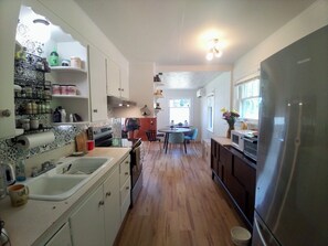 Microones, forn i placa de cuina 