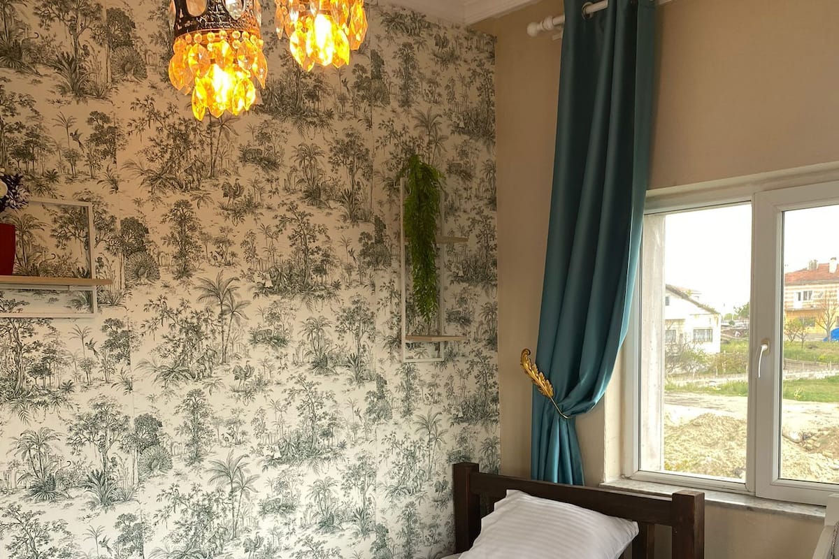 1 chambre, décoration personnalisée, ameublement personnalisé