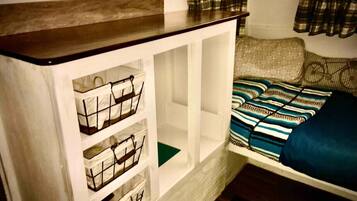 1 bedroom, desk, iron/ironing board, WiFi