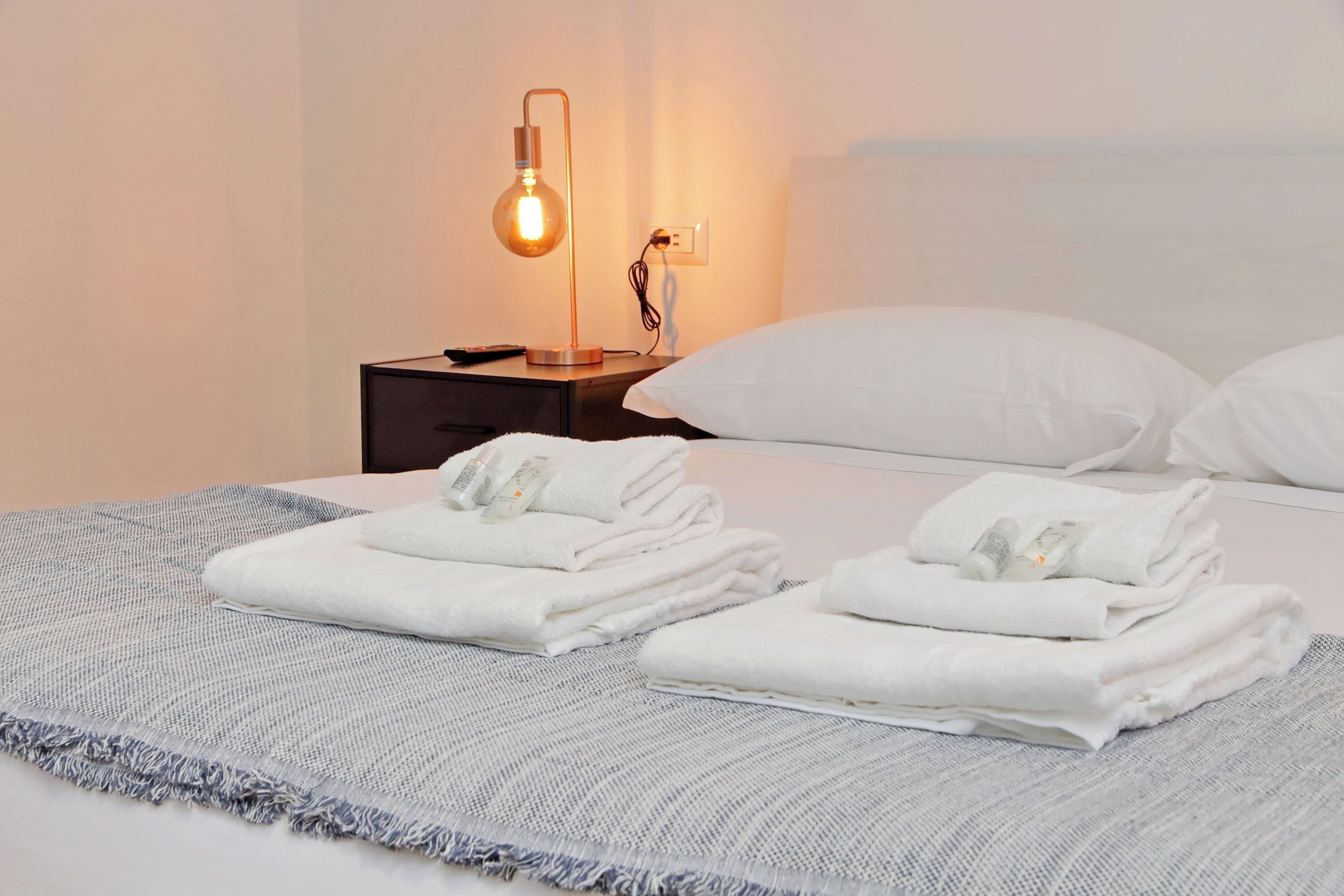 3 camere, ferro/asse da stiro, Wi-Fi gratuito, lenzuola