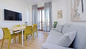 Unclassified image, 2 of 39, button - 4BNB - Baldo degli Ubaldi Big Apartment (Rome)