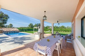 Outdoor dining - Villa Romani in Nature (Muro)