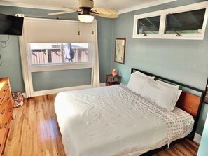 3 bedrooms, iron/ironing board, travel cot, WiFi