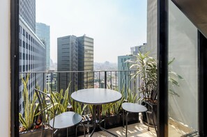 Appartement (2003) | Balkon