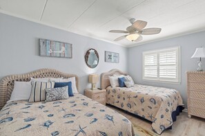 2 habitaciones, tabla de planchar con plancha, internet y ropa de cama 