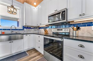 Fridge, microwave, oven, stovetop - Dragonfly Shores - Beach View, Pet Friendly, Beach Gear Credit Included! (St George Island)