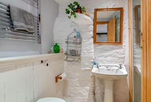 Towels - 3 Bed in East Prawle (oc-t30117) (East Prawle)