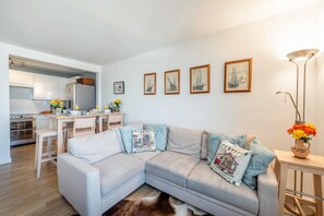 TV - 2 Bed in Ilfracombe (oc-t30147) (Ilfracombe)