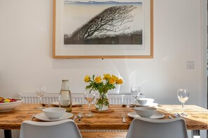 Dining - 2 Bed in Appledore (oc-w29254) (Appledore)