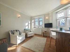 TV - 2 Bed in Beer (oc-b30324) (Beer)