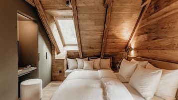 2 Schlafzimmer, Schreibtisch, Bügeleisen/Bügelbrett, WLAN