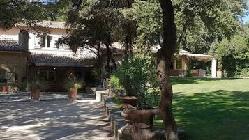 Enceinte de lâhĂ©bergement