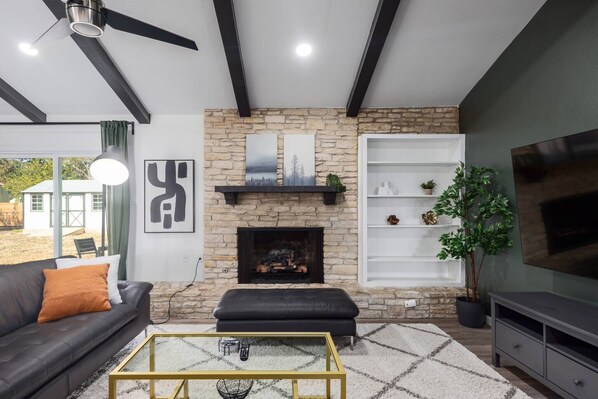 TV, fireplace - Austin 3BR | Massage Chair + Firepit Retreat (Austin)