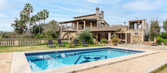 Welcoming Apartment With Private Pool