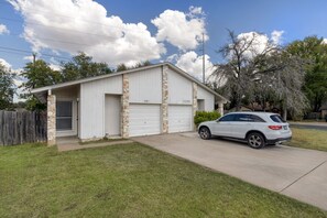 Exterior - Quiet 2BR Retreat | Near UT & The Domain (Austin)