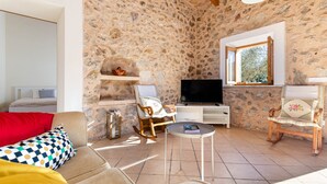 Villa | Living room - Charming Villa With Private Pool (Sineu)